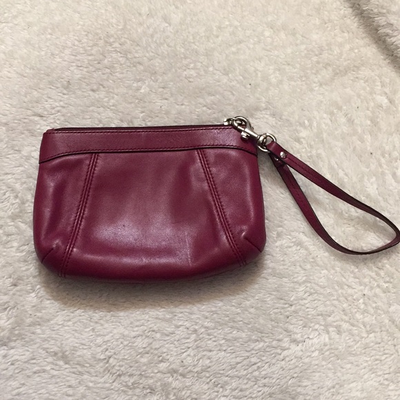 Coach wristlet - Picture 3 of 4
